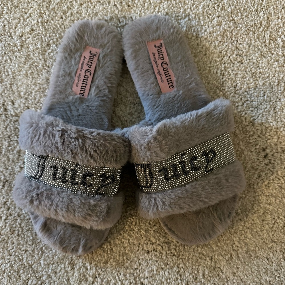 Juicy Couture Plush Gray Slides